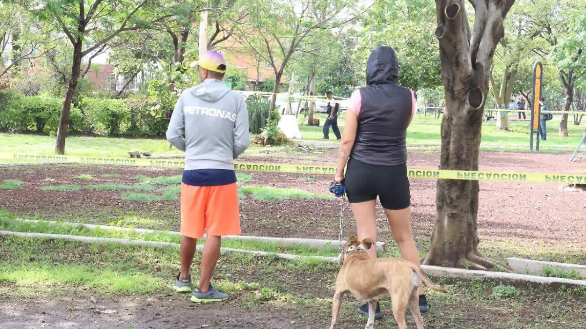 mujer parque neza LUIS BARRERA